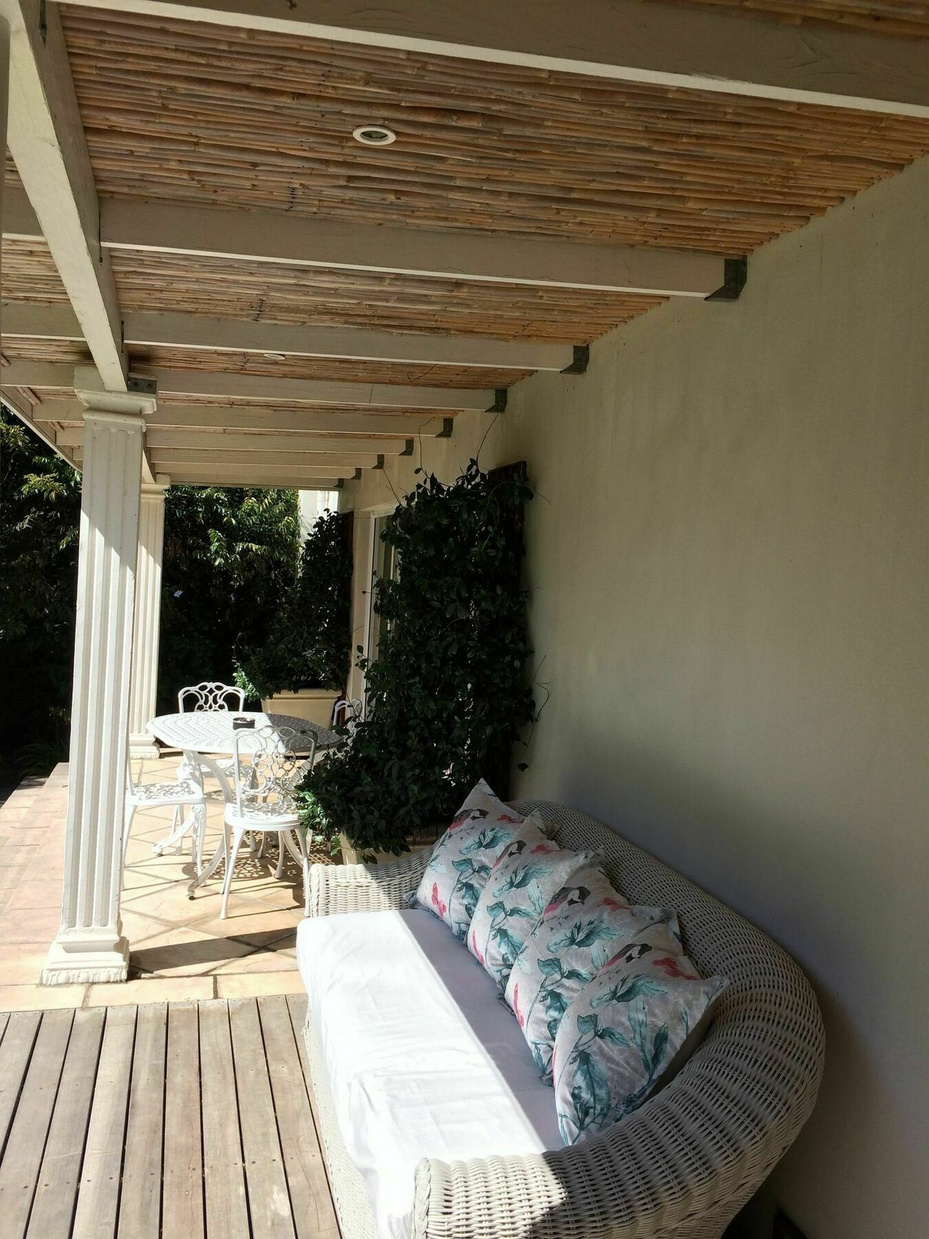 Camelot In Constantia Bed & Breakfast Cape Town Exterior foto